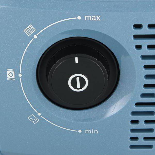 Vue d'ensemble d'un aspirateur avec dépoussiéreur Bosch GL30 BGL32003: une unité fiable dans l'assemblage de base