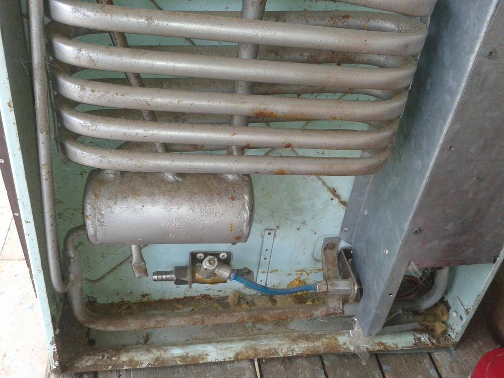 Chauffage à partir d'une bouteille de gaz dans une maison particulière et la consommation de propane liquéfié pour une maison de campagne