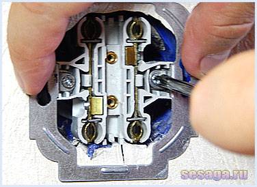 Comment installer et connecter une prise de terre : apprentissage des prises de terre