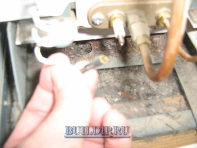 Que faire si la chaudière à gaz s'éteint avec le vent: pourquoi la chaudière s'éteint et comment y remédier