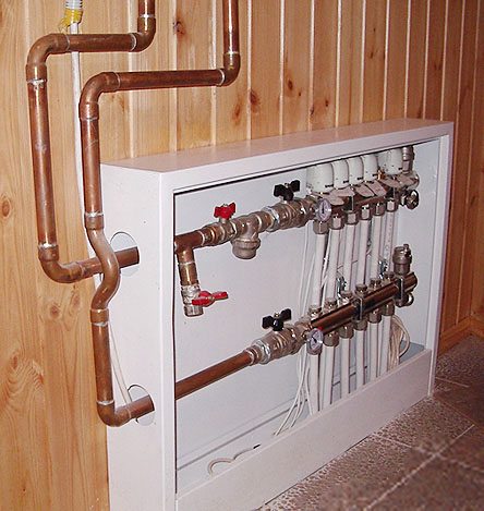 Conception et installation d'un système de chauffage à collecteur