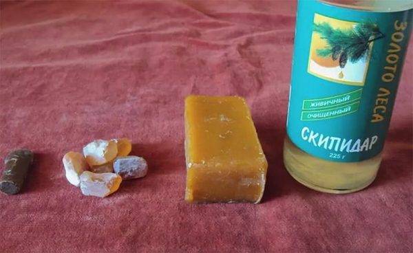 8 remèdes efficaces pour enlever les rayures des meubles