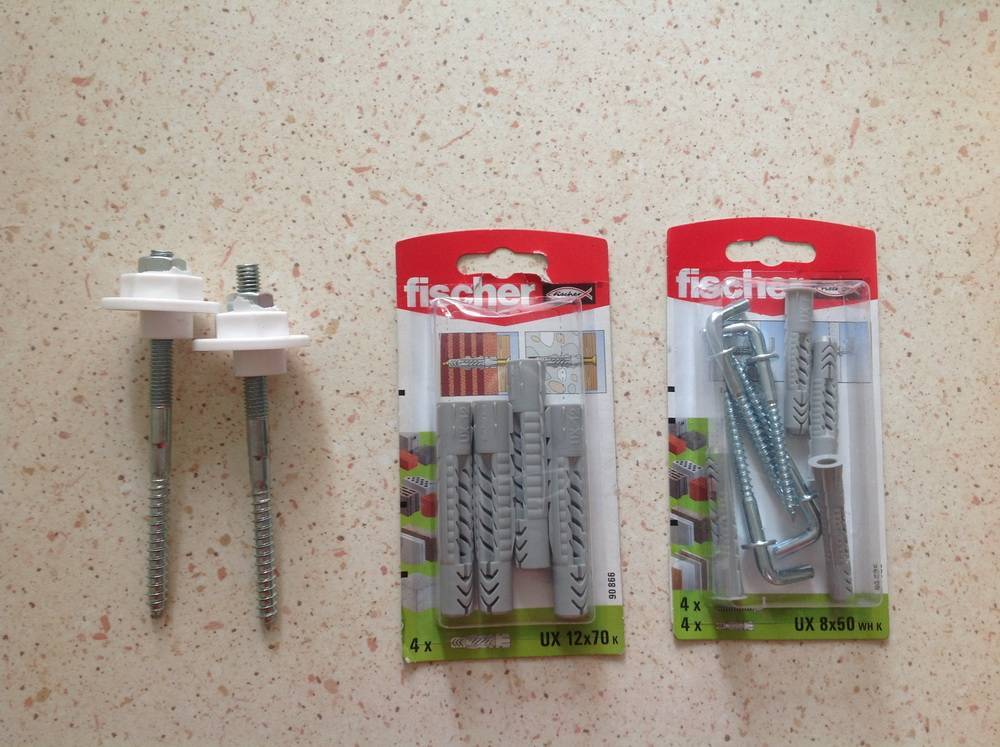 Auto-installation d'un lavabo avec un meuble dans la salle de bain