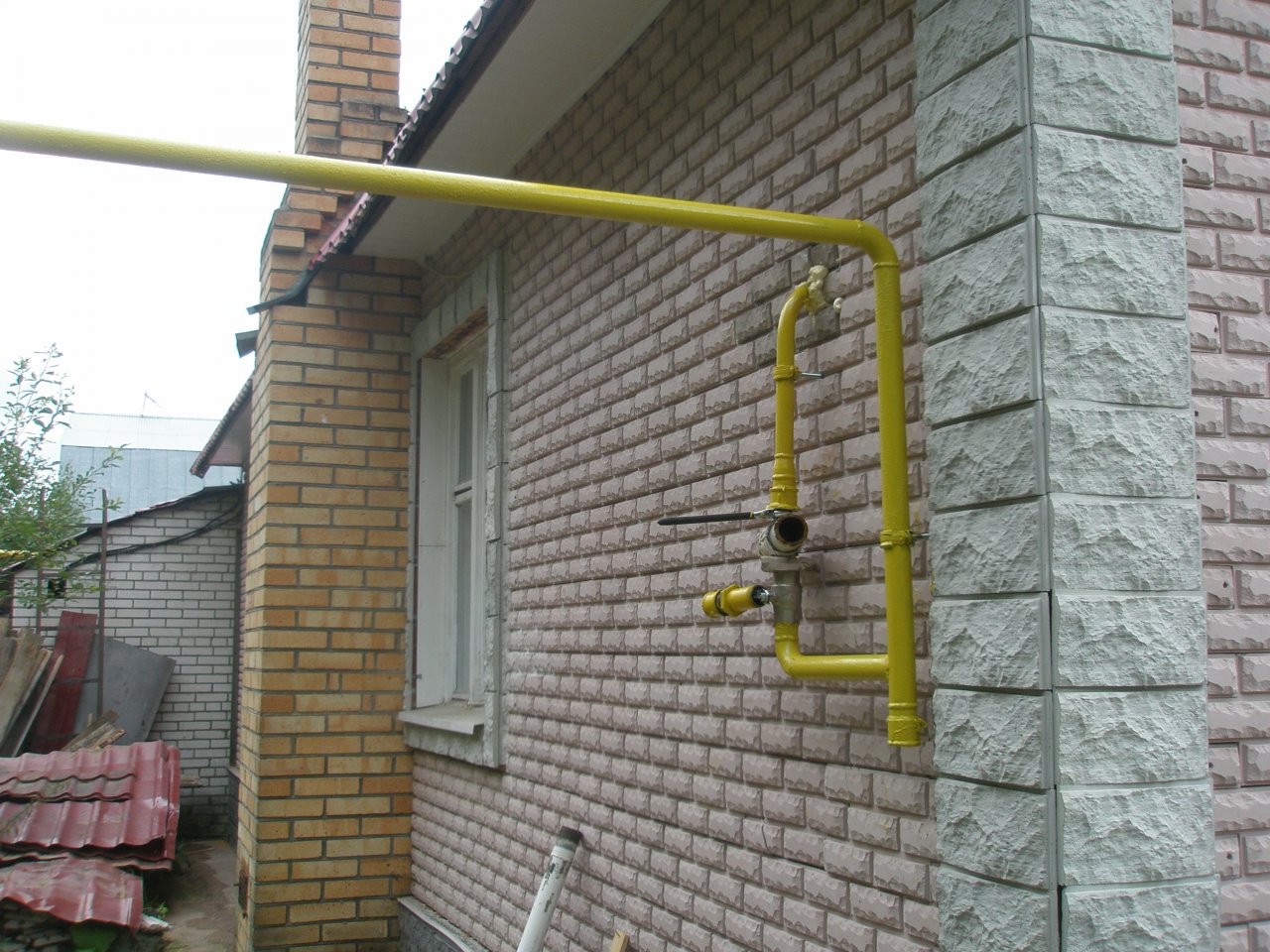 La sortie du gazoduc du sol: exigences et caractéristiques de l'agencement du nœud de sortie