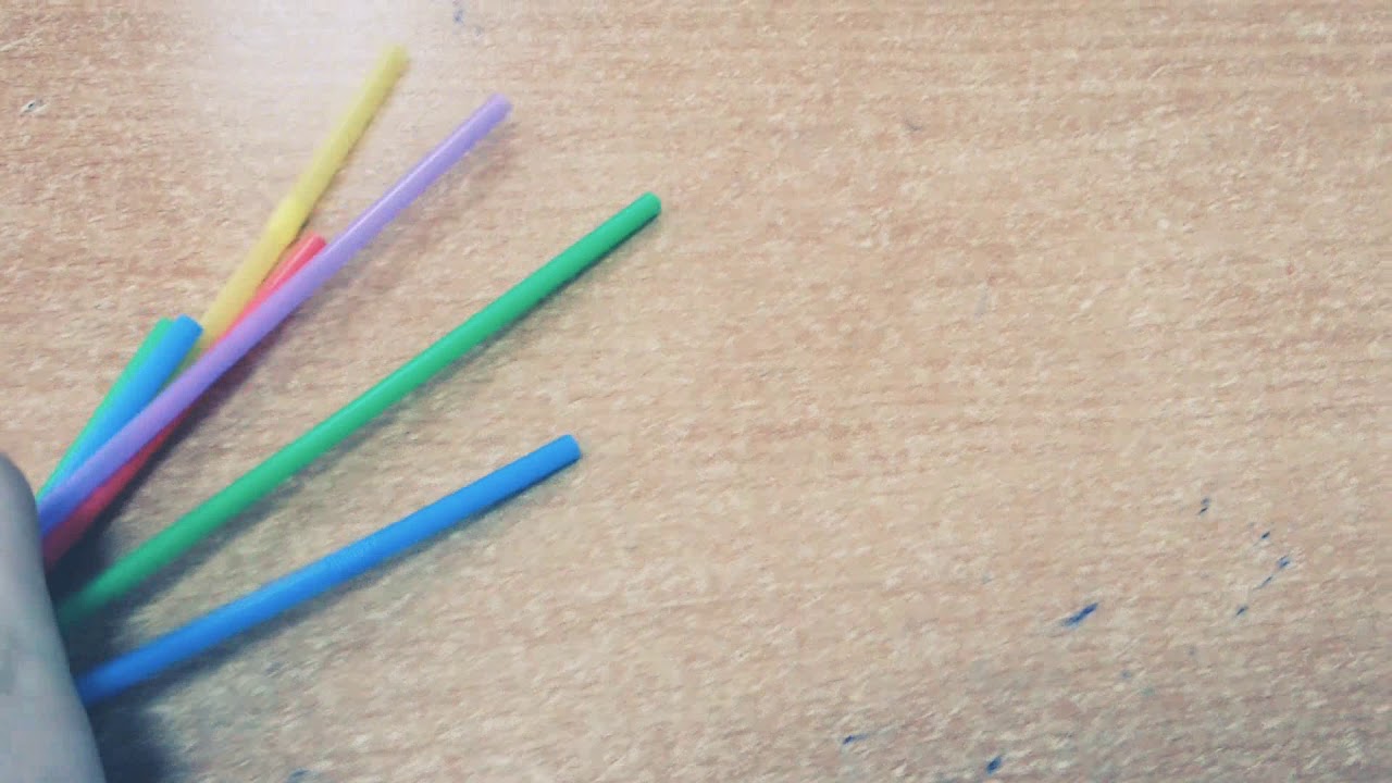 Pourquoi y a-t-il deux pailles dans les cocktails ?