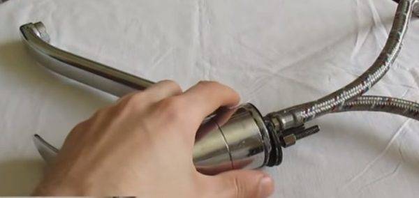 Comment démonter et réparer des mitigeurs à levier unique de différents types