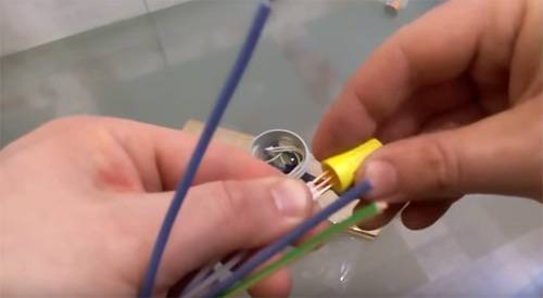 Borniers auto-serrants : types et étendue + recommandations pour les clients