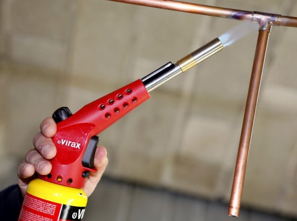 Brûleur à gaz pour un cylindre: recommandations pour choisir