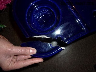 Comment coller une cuvette de toilette: instructions pour se débarrasser des fissures dans la plomberie