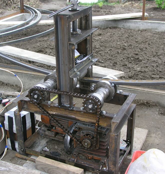 Comment construire une cintreuse pour un tube profilé de vos propres mains: un aperçu des meilleurs produits faits maison