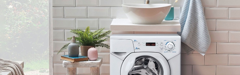 Machine à laver dans une petite salle de bain sous l'évier: caractéristiques et classement des meilleurs fabricants