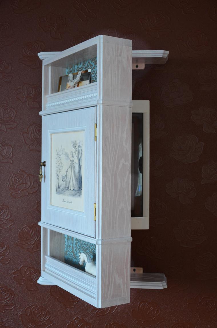 On masque le bouclier dans le couloir : comment se cacher sans déranger l'intérieur