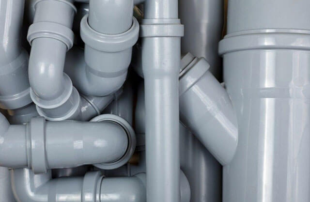 Ventilation dans une maison privée à partir de canalisations d'égout: tous les avantages et inconvénients