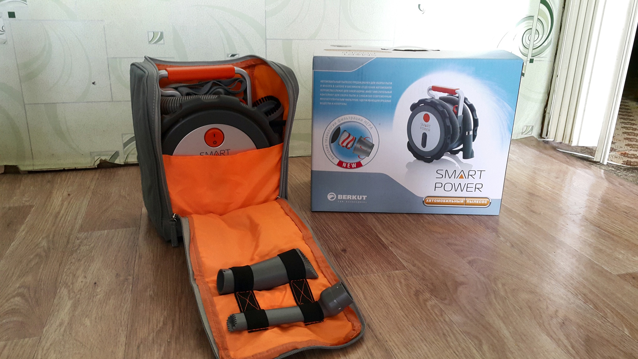 Aspirateurs de voiture : classement des modèles les plus puissants pour une voiture. Comment choisir un aspirateur pour nettoyer à sec l'intérieur de la voiture ? Commentaires