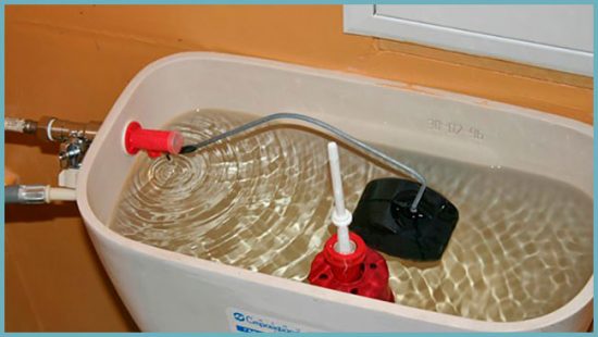 Pourquoi le réservoir des toilettes transpire-t-il et comment éliminer la condensation ?