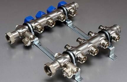 Collecteur de distribution de chauffage fait maison: instructions de conception