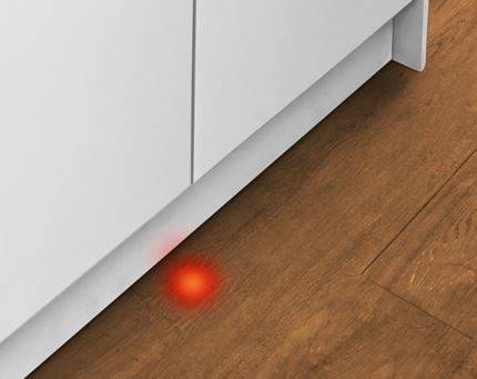 Vue d'ensemble du lave-vaisselle Bosch SMV44KX00R : le segment de prix moyen avec prétention à la prime