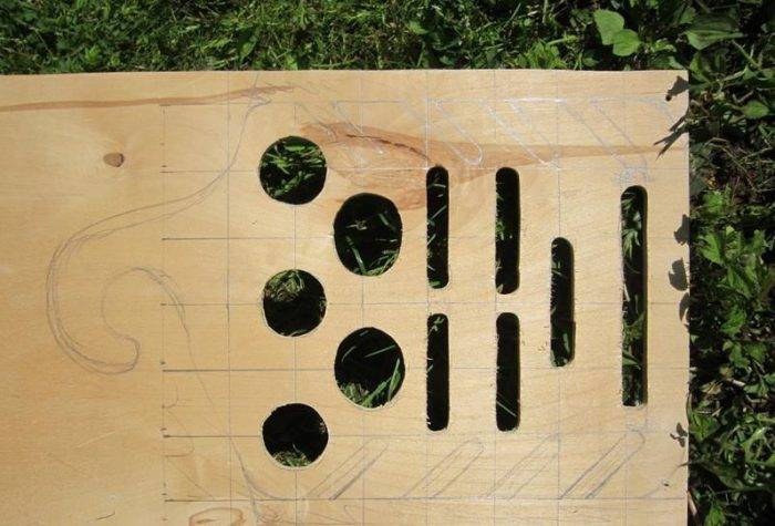 Comment améliorer les cintres dans le placard pour que certaines choses n'en tombent pas