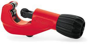 Couper des tuyaux en biais : avantages et inconvénients des différentes méthodes + exemple de travail