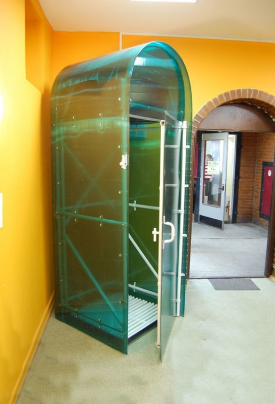 Comment faire une douche à la campagne: instructions pour un maître de maison