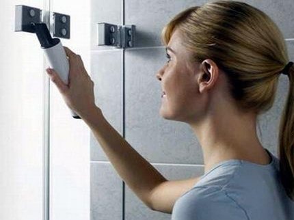 Comment bien entretenir une cabine de douche - avec quels moyens et comment la laver?