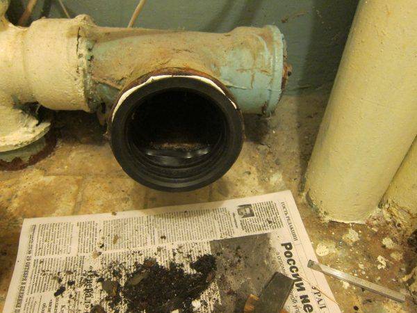 Installer une toilette sur un sol en bois: instructions étape par étape et analyse des caractéristiques d'installation