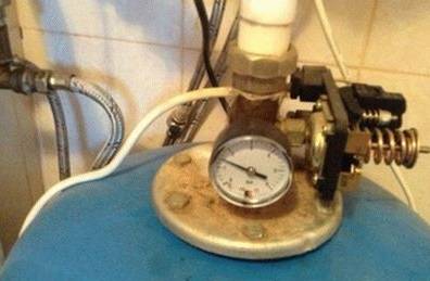 Règles d'aménagement d'un système d'approvisionnement en eau autonome pour une maison privée à partir d'un puits