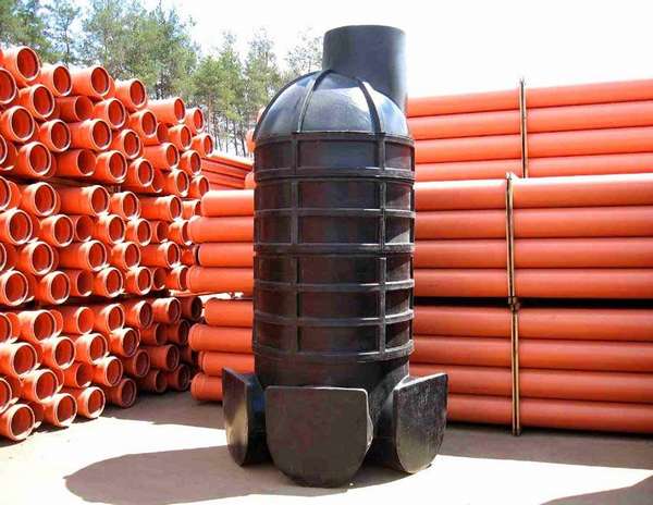 Insert en plastique dans le puits : instructions d'installation étape par étape