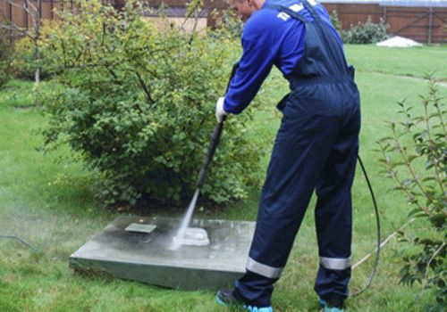 Règles d'entretien hivernal des fosses septiques : nettoyage et prévention - point j