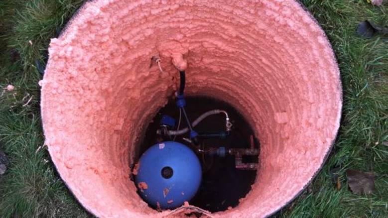 Réchauffer un puits de ses propres mains ou comment ne pas se retrouver sans eau en hiver