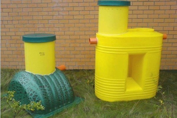 Fonctionnement d'une fosse septique: schéma de l'appareil et principe de fonctionnement d'une conception typique