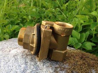 Installation de l'adaptateur de puits