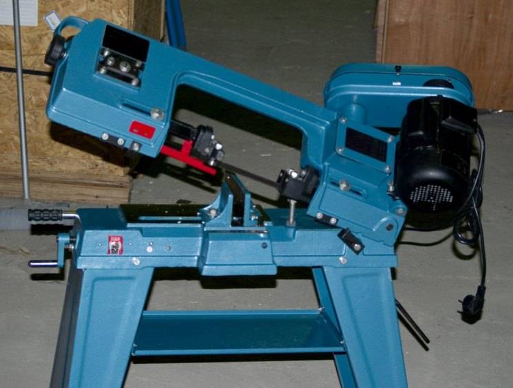 Machine de découpe pour le métal à faire soi-même: schéma et procédure d'assemblage de produits faits maison