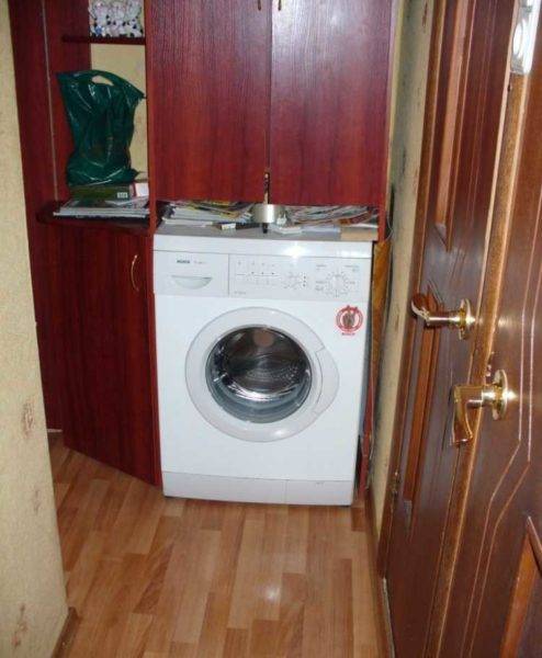 Comment connecter indépendamment la machine à laver à l'alimentation en eau, aux égouts et à l'électricité