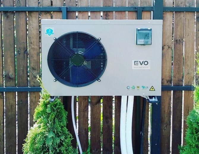 Comment chauffer de l'eau dans une piscine à cadre: est-il possible de la chauffer rapidement dans la rue, comment chauffer la rue de vos propres mains dans le pays, fonctionnalités d'organisation pour les profondeurs