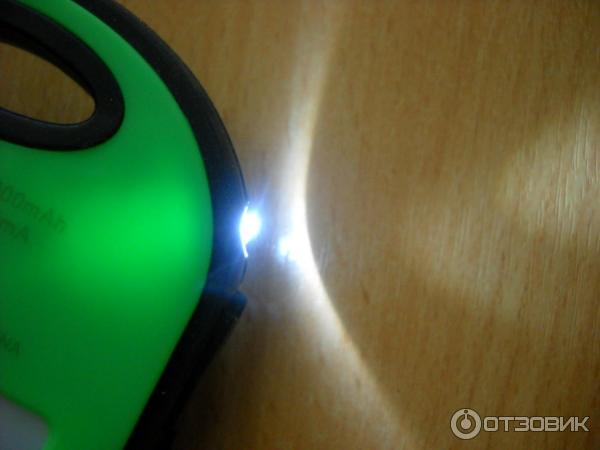 Chargeur solaire: dispositif et principe de fonctionnement de la recharge par le soleil