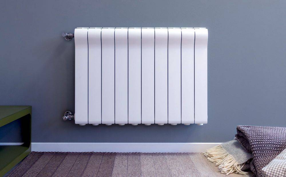 Caractéristiques des radiateurs de chauffage bimétalliques, transfert de chaleur, types, caractéristiques d'installation