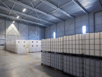 Réservoirs d'eau en plastique : types, avantages et inconvénients + recommandations pour le choix