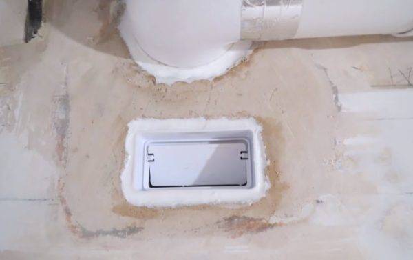 Est-il possible de percer un conduit de ventilation et de modifier la conception du puits de ventilation ?