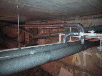 Comment isoler une conduite d'eau dans une maison privée