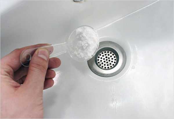 Comment nettoyer un blocage dans la salle de bain: méthodes d'élimination et de prévention