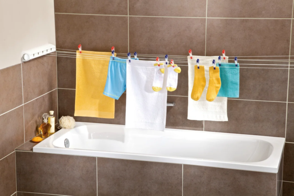 Comment éliminer les champignons dans la salle de bain: les meilleures méthodes folkloriques et professionnelles