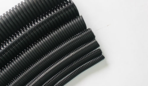 Ondulation pour câblage électrique : comment choisir et installer un manchon de câble ondulé