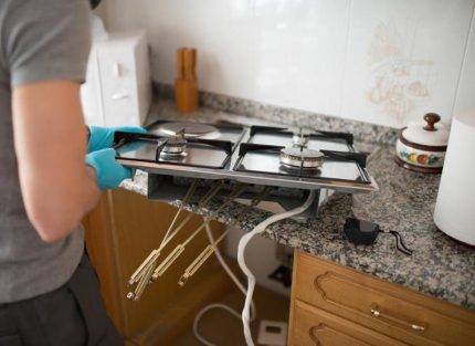 Réparation de cuisinière à gaz à faire soi-même : dysfonctionnements courants et comment les réparer