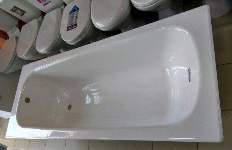 Baignoires assises pour petites salles de bain : types, appareil + comment choisir la bonne