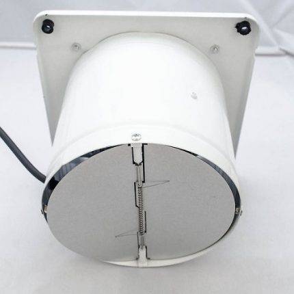 Ventilateur d'extraction dans la salle de bain: comment choisir le bon + règles d'installation