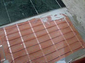 Quel chauffage au sol est le meilleur pour les carreaux : le pour et le contre des différentes solutions + un aperçu des meilleurs fabricants