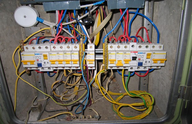 Déconnexion tableau électrique à faire soi-même : schémas de courant + notice de montage détaillée