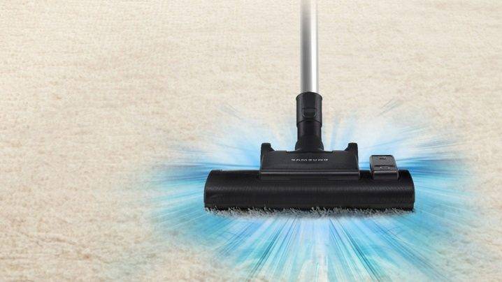 Test des aspirateurs Samsung 1800W : tous aussi populaires, tout de même efficaces