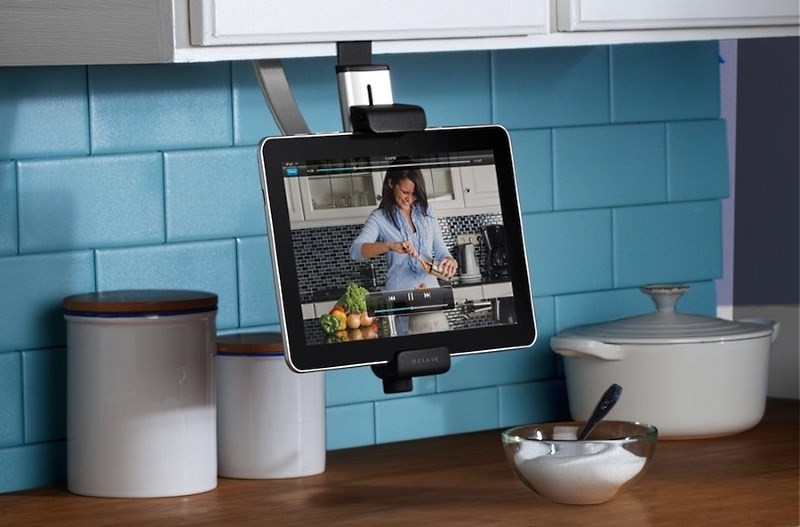 10 outils de nettoyage pratiques qui coûtent un sou